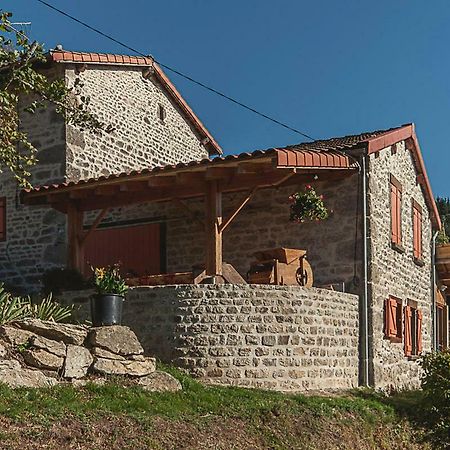 Gîte  Orée des bois Vertolaye Exterior foto